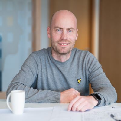 6568ff8a4fe85fc0bc5204e5_Anders Nettside
